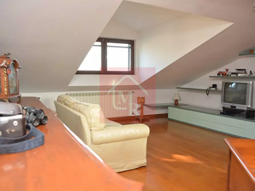 Immagine 23 di Palazzo in vendita  in Viale Croce del Sud 7 a Grado