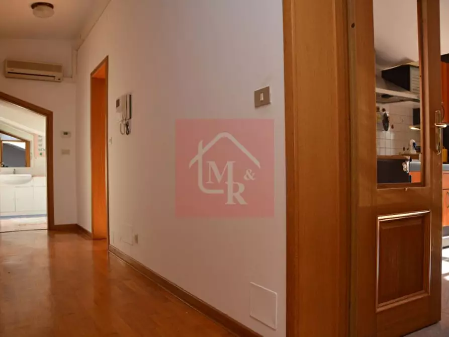 Immagine 26 di Palazzo in vendita  in Viale Croce del Sud 7 a Grado