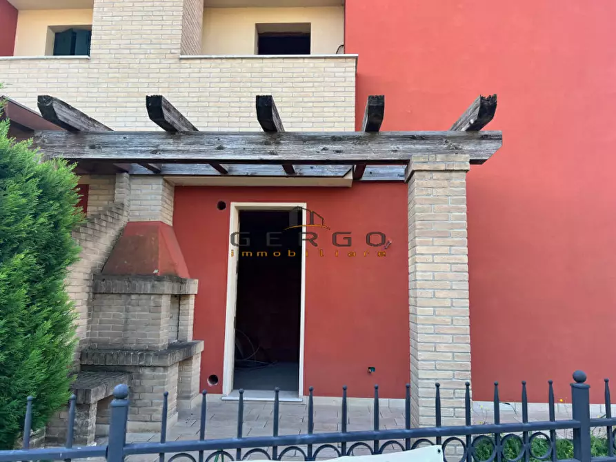Immagine 1 di Casa bifamiliare in vendita  in Via Verdi a Legnaro