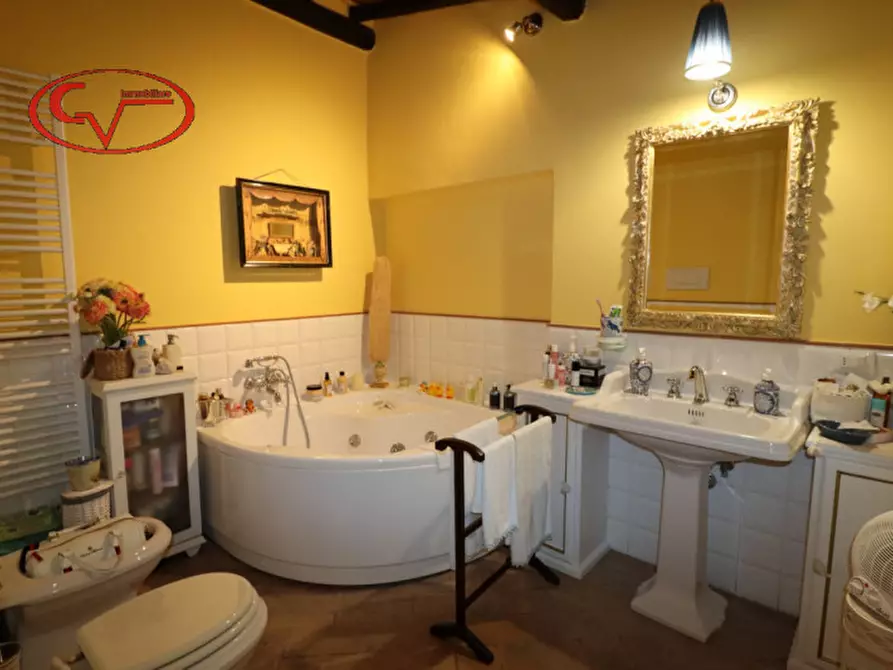Immagine 30 di Villa in vendita  in setteponti a Terranuova Bracciolini