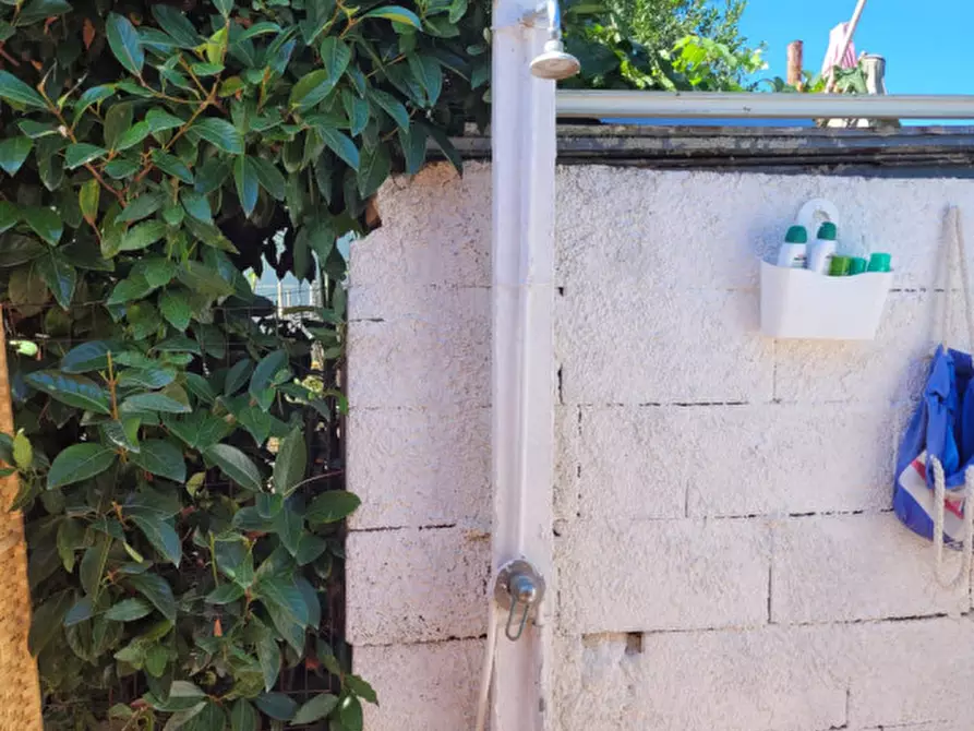 Immagine 6 di Villa in vendita  in SP 272 a Cellole