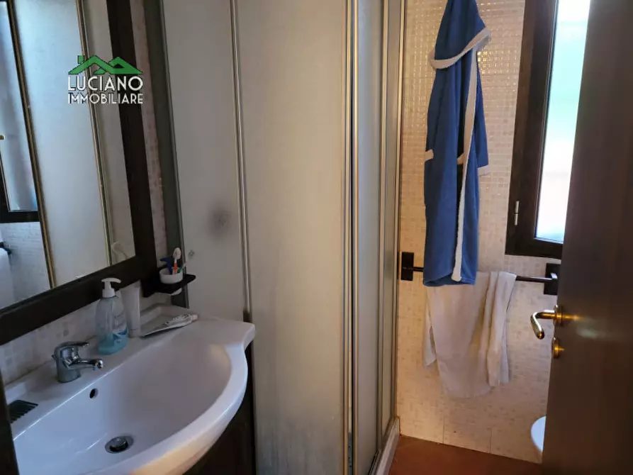 Immagine 15 di Villa in vendita  in SP 272 a Cellole