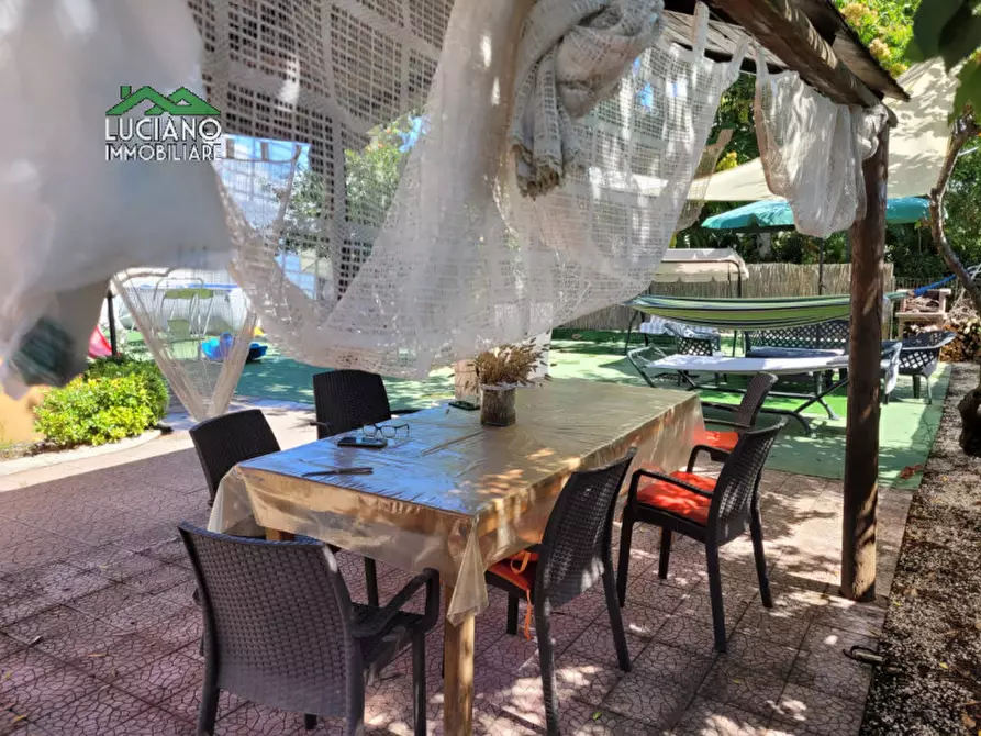 Immagine 22 di Villa in vendita  in SP 272 a Cellole