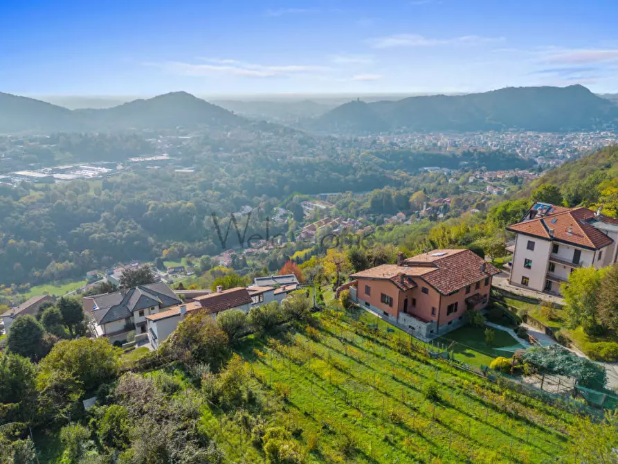 Immagine 1 di Terreno in vendita  a Tavernerio