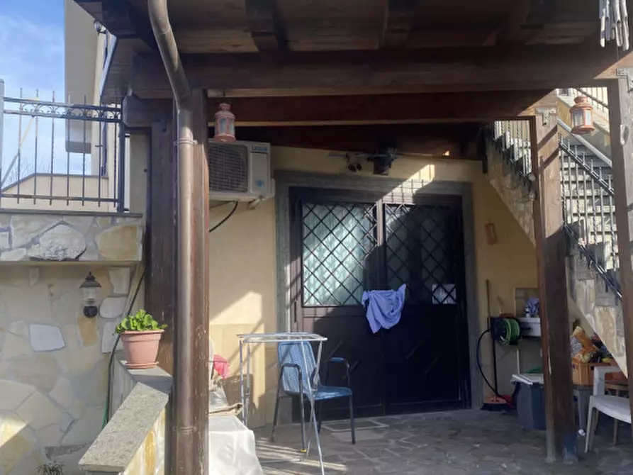 Immagine 23 di Casa quadrifamiliare in vendita  in VIA MONTE CREMASCO a Roma
