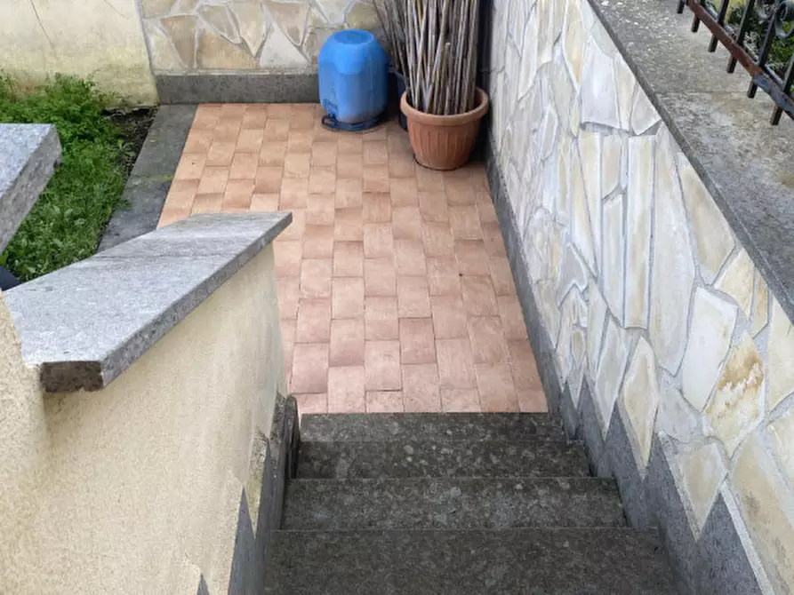 Immagine 29 di Casa quadrifamiliare in vendita  in VIA MONTE CREMASCO a Roma