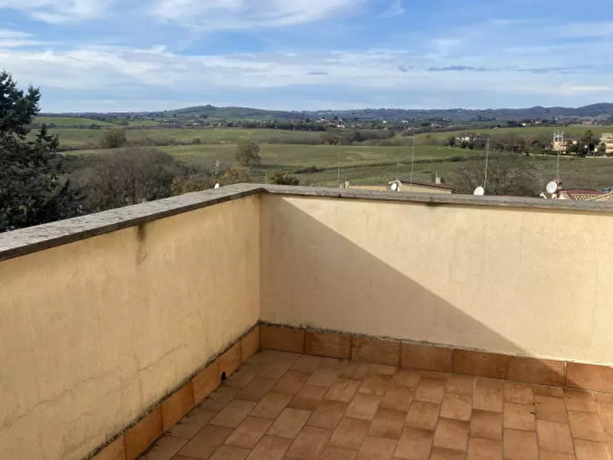 Immagine 36 di Casa quadrifamiliare in vendita  in VIA MONTE CREMASCO a Roma