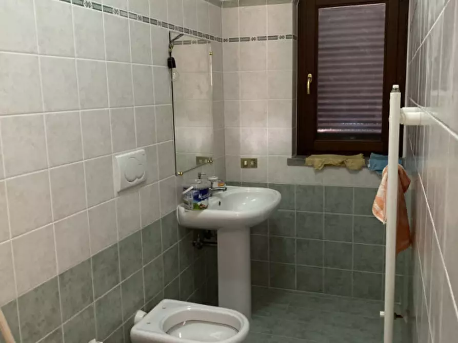 Immagine 39 di Casa quadrifamiliare in vendita  in VIA MONTE CREMASCO a Roma