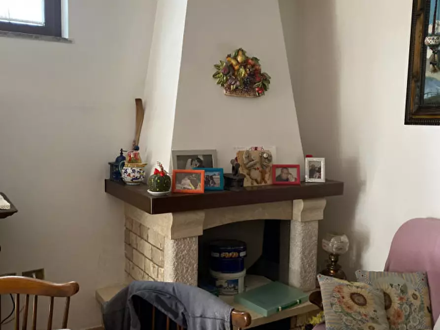 Immagine 47 di Casa quadrifamiliare in vendita  in VIA MONTE CREMASCO a Roma