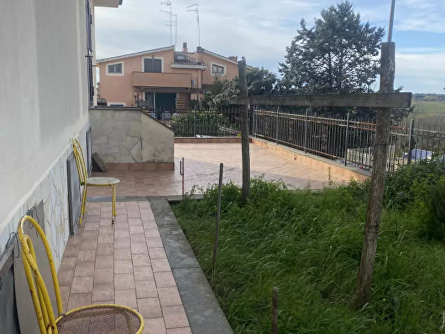 Immagine 54 di Casa quadrifamiliare in vendita  in VIA MONTE CREMASCO a Roma
