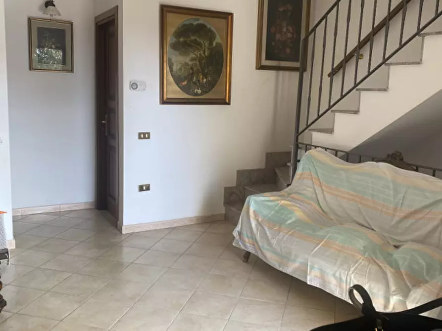 Immagine 58 di Casa quadrifamiliare in vendita  in VIA MONTE CREMASCO a Roma