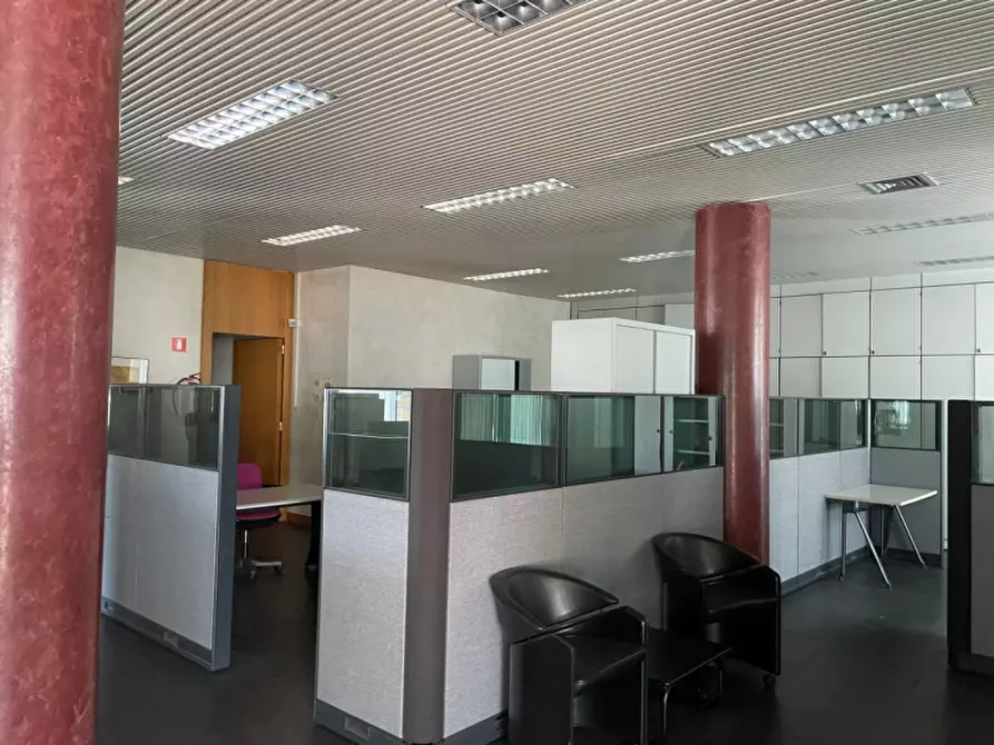 Immagine 11 di Negozio in affitto  in Via Statale 467 N° 123 a Casalgrande