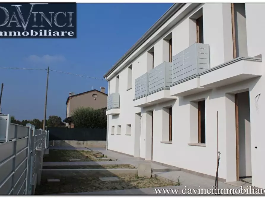 Immagine 1 di Casa bifamiliare in vendita  in Vigonovo, Via Da Vinci 5 a Sant'angelo Di Piove Di Sacco