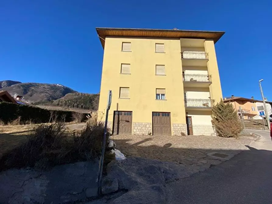Immagine 3 di Casa indipendente in vendita  in via stradone vecchio a Ville D'anaunia