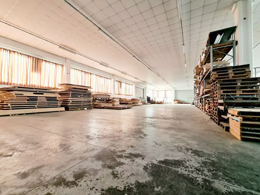 Immagine 7 di Capannone industriale in vendita  in VIA RONDELLO a Urbana