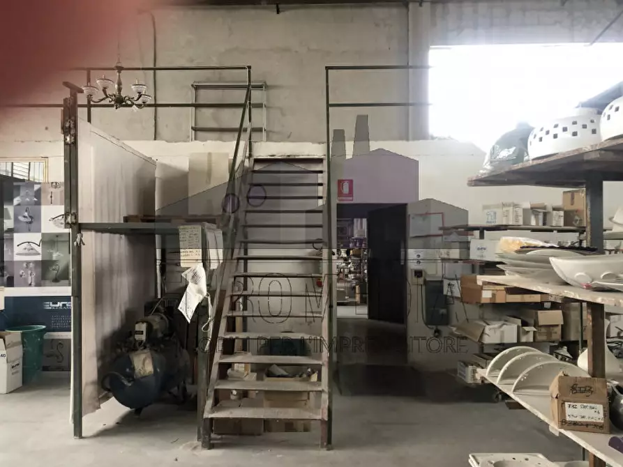 Immagine 7 di Capannone industriale in vendita  in Via lago di misurina a Montebello Vicentino
