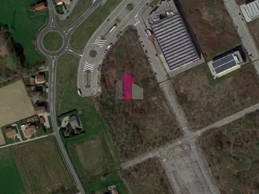 Immagine 4 di Terreno in vendita  in viale dell'industria a Piazzola Sul Brenta