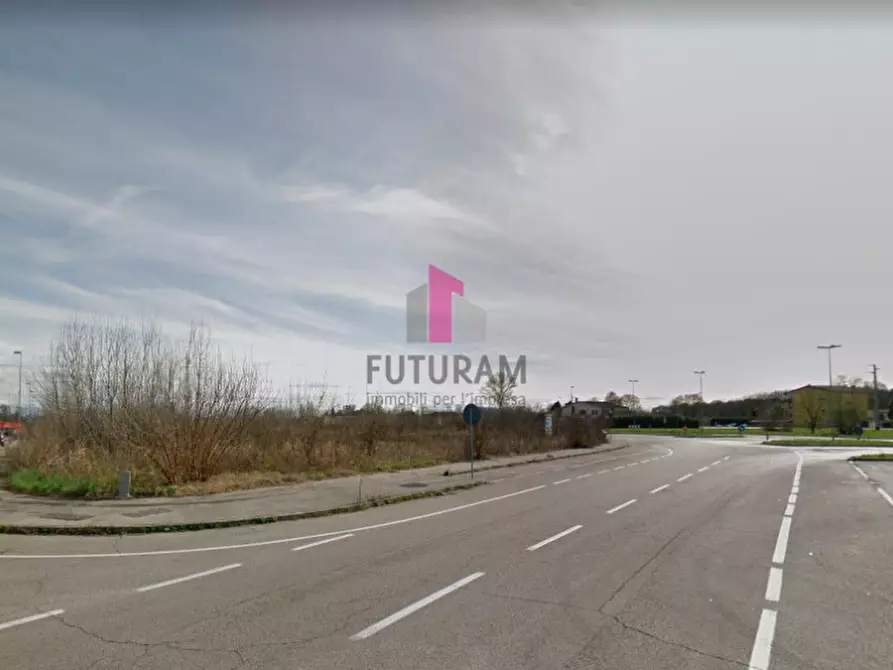 Immagine 8 di Terreno in vendita  in viale dell'industria a Piazzola Sul Brenta