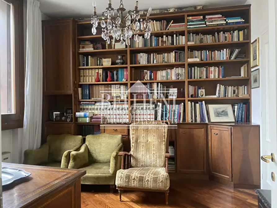 Immagine 3 di Appartamento in vendita  in Contra' Piazza del Castello a Vicenza