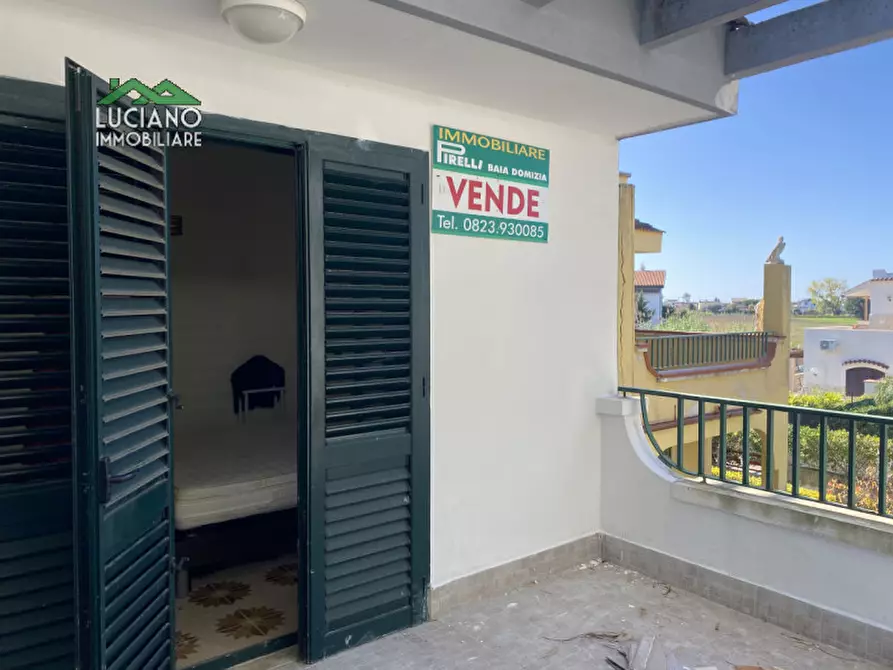 Immagine 23 di Villa in vendita  in Via degli Eucalipti a Cellole