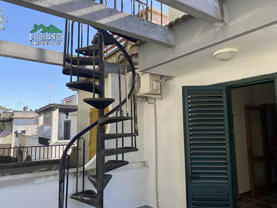 Immagine 25 di Villa in vendita  in Via degli Eucalipti a Cellole