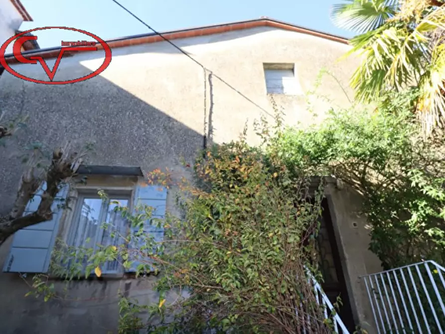 Immagine 2 di Casa indipendente in vendita  in moncioni a Montevarchi