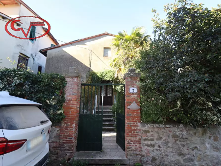 Immagine 4 di Casa indipendente in vendita  in moncioni a Montevarchi