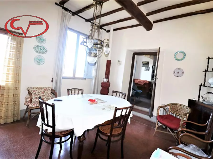 Immagine 17 di Casa indipendente in vendita  in moncioni a Montevarchi