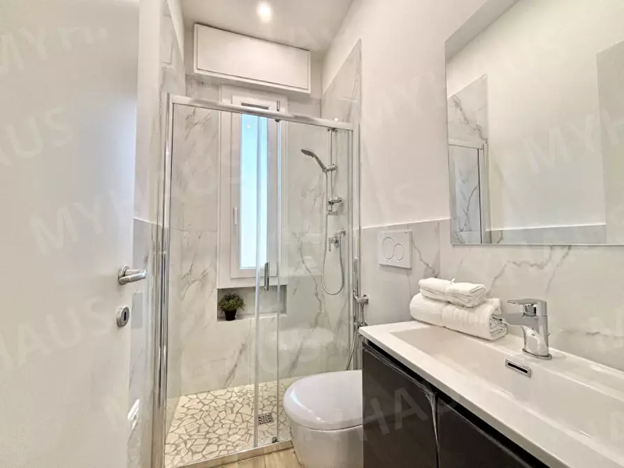 Immagine 17 di Appartamento in vendita  in viale raffaello sanzio 3 a Cesenatico