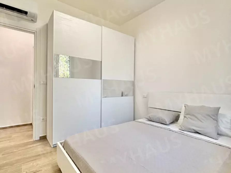 Immagine 37 di Appartamento in vendita  in viale raffaello sanzio 3 a Cesenatico