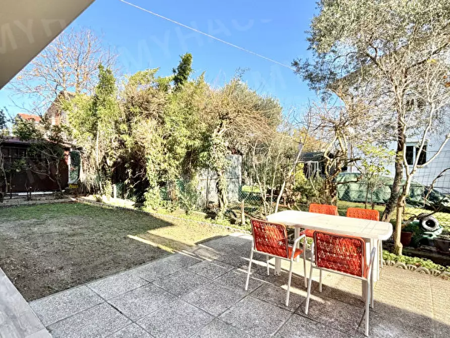 Immagine 47 di Appartamento in vendita  in viale raffaello sanzio 3 a Cesenatico