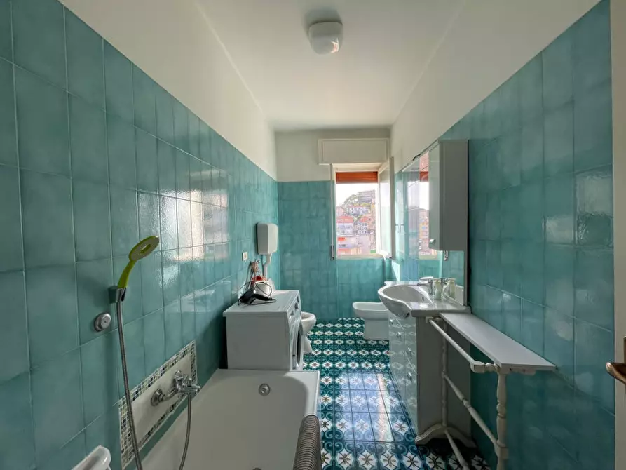 Immagine 11 di Appartamento in vendita  in Via Lamarmora a San Remo