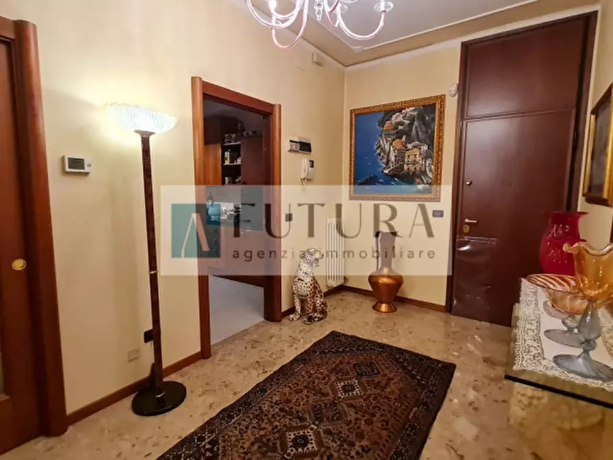 Immagine 2 di Appartamento in vendita  in viale mazzini, 11 a Vicenza