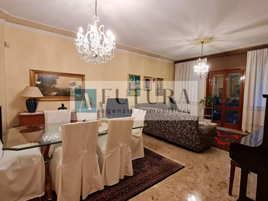 Immagine 5 di Appartamento in vendita  in viale mazzini, 11 a Vicenza