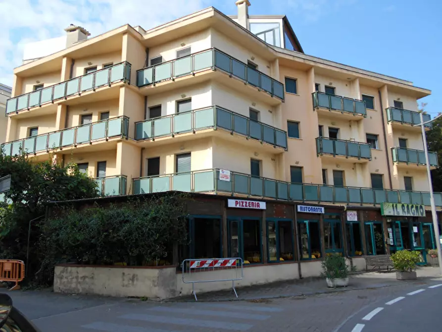Immagine 1 di Appartamento in vendita  in Viale Alessandro Manzoni a Comacchio