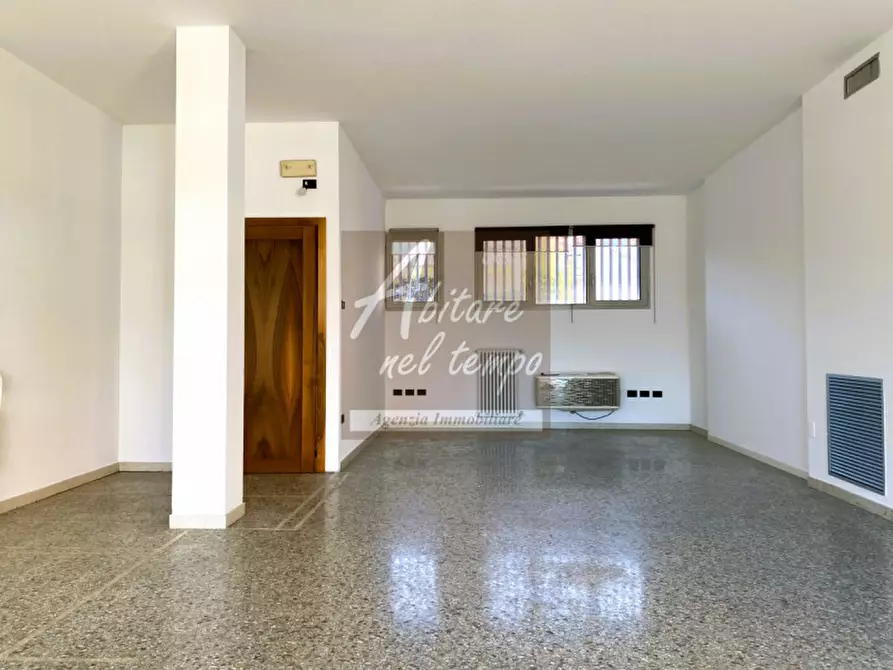 Immagine 9 di Negozio in affitto  in Cittadella a Cittadella