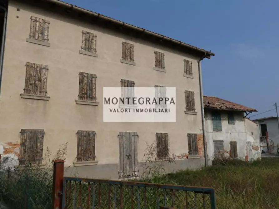 Immagine 1 di Rustico / casale in vendita  in via generale caviglia a Vedelago