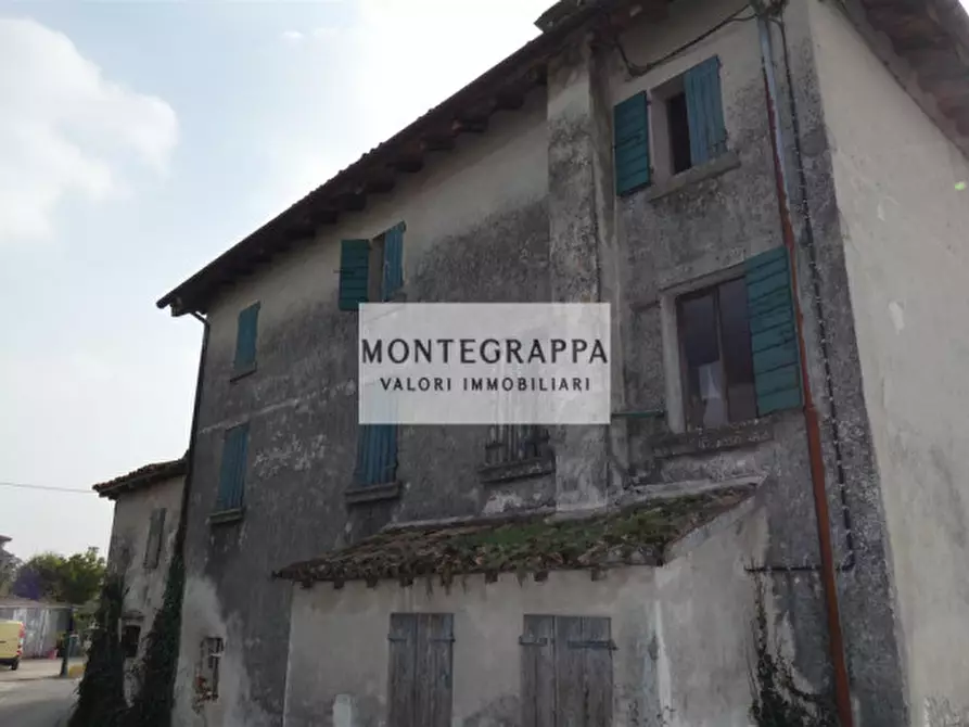 Immagine 2 di Rustico / casale in vendita  in via generale caviglia a Vedelago