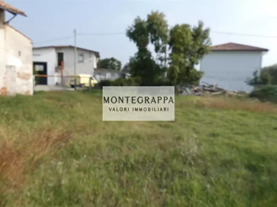 Immagine 4 di Rustico / casale in vendita  in via generale caviglia a Vedelago