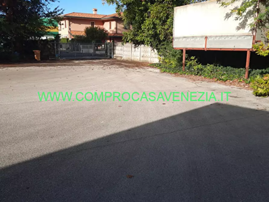 Immagine 7 di Villa in vendita  in via bonisiolo a Casale Sul Sile