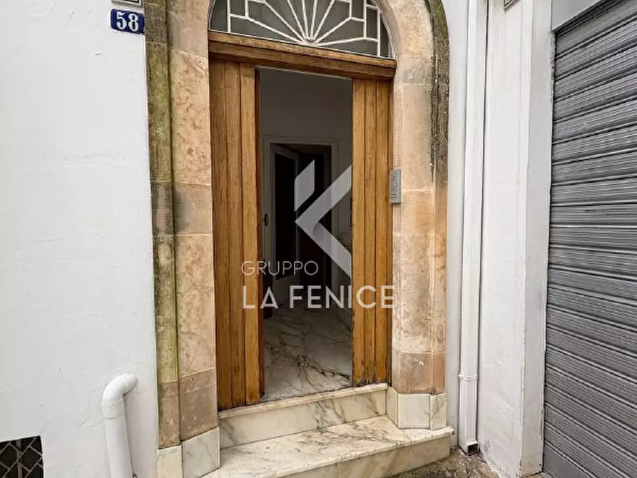 Immagine 1 di Casa indipendente in vendita  a Martina Franca