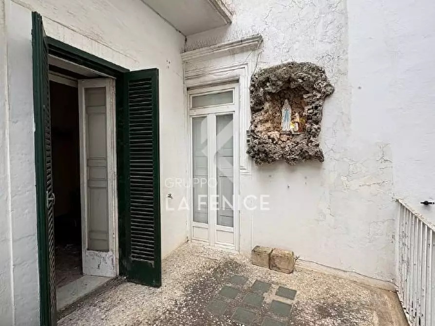 Immagine 9 di Casa indipendente in vendita  a Martina Franca