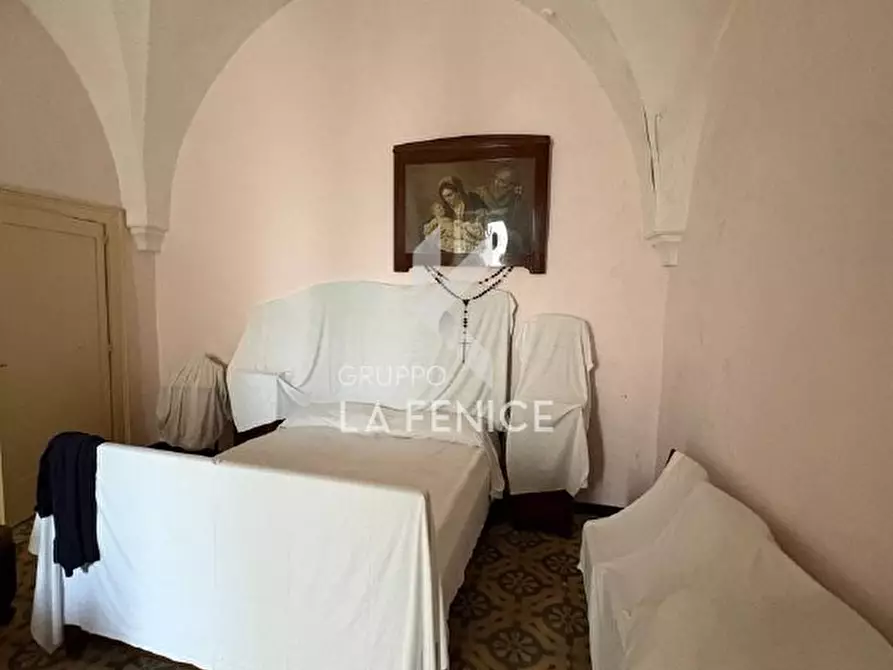 Immagine 11 di Casa indipendente in vendita  a Martina Franca