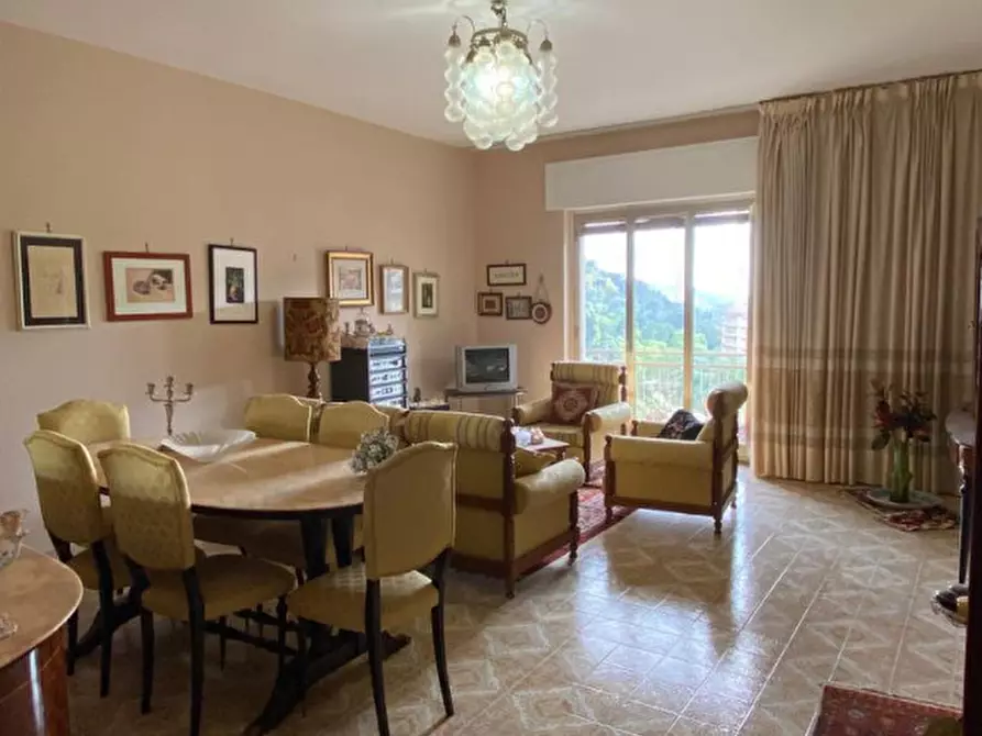 Immagine 20 di Appartamento in vendita  in VIALE MEDAGLIE D'ORO a Modica