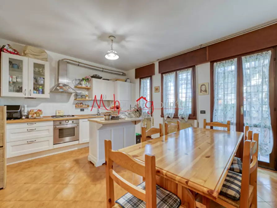 Immagine 1 di Appartamento in vendita  in Via Venezia a Rubano