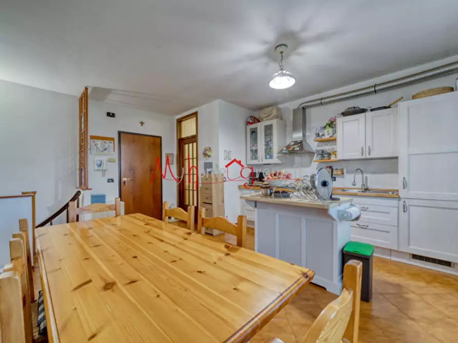 Immagine 2 di Appartamento in vendita  in Via Venezia a Rubano