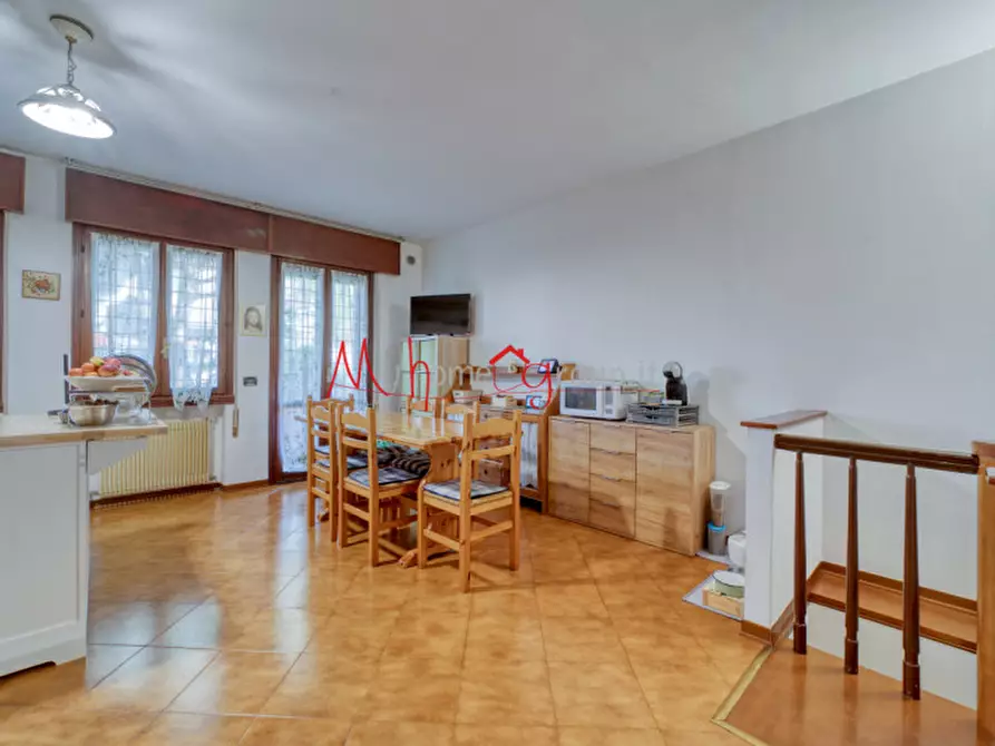 Immagine 4 di Appartamento in vendita  in Via Venezia a Rubano