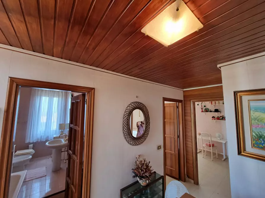 Immagine 20 di Villa in vendita  in Via del Mandorlo a Milazzo