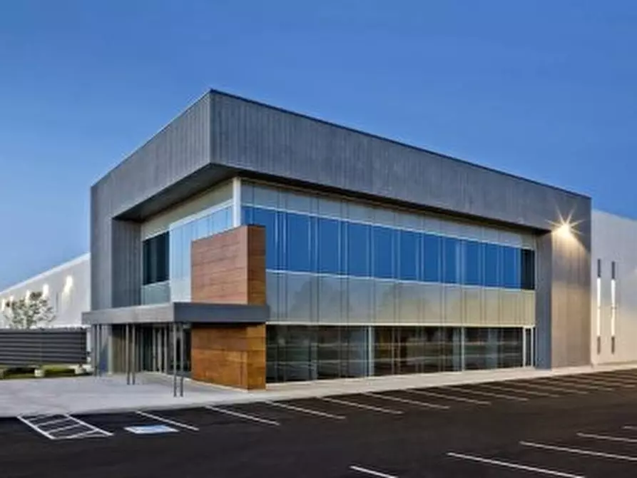 Immagine 3 di Terreno in vendita  in Via Ippolito Nievo a Camposampiero