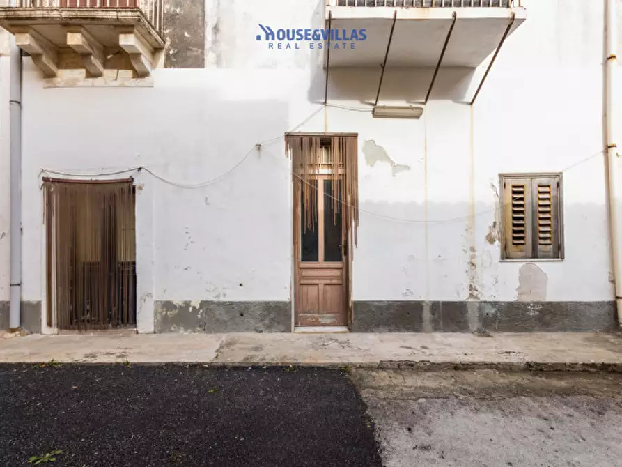 Immagine 15 di Casa indipendente in vendita  in Via Linneo a Avola